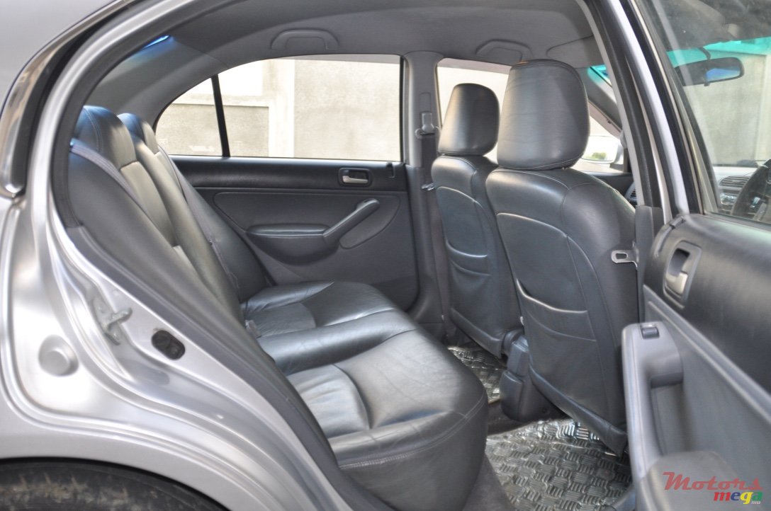 2002' Honda Civic photo #2