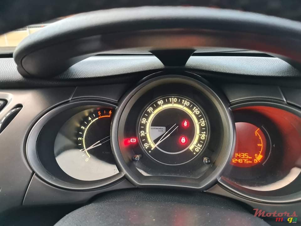 2015' Citroen C3 photo #6