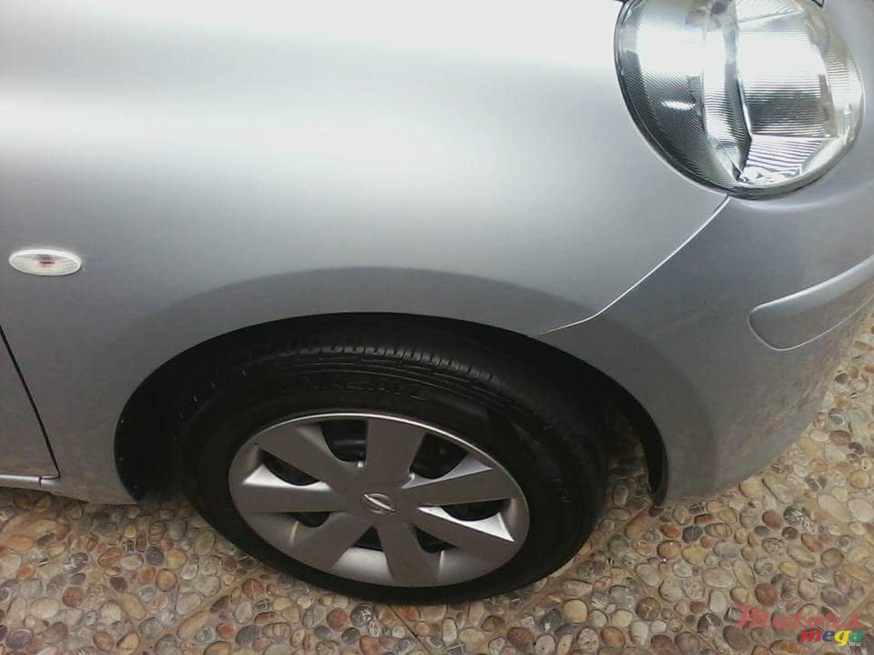 2012' Nissan photo #7