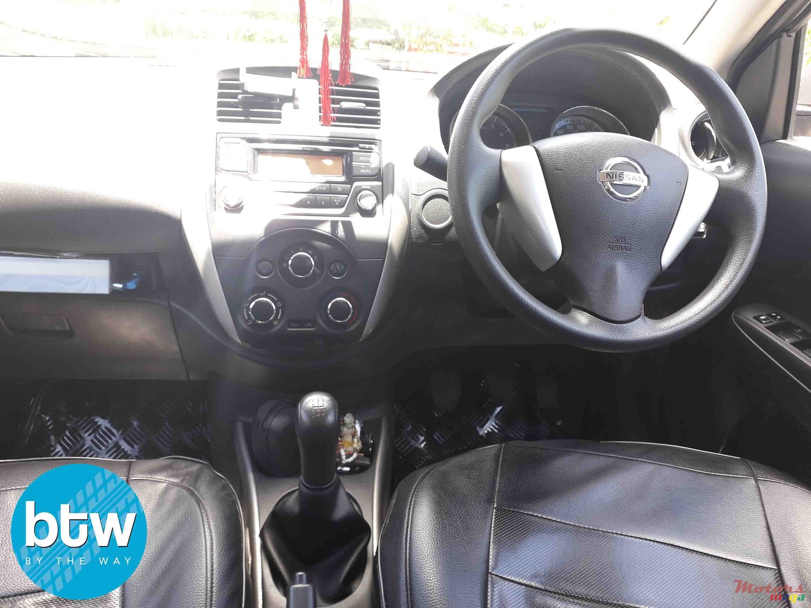 2016' Nissan Almera photo #6