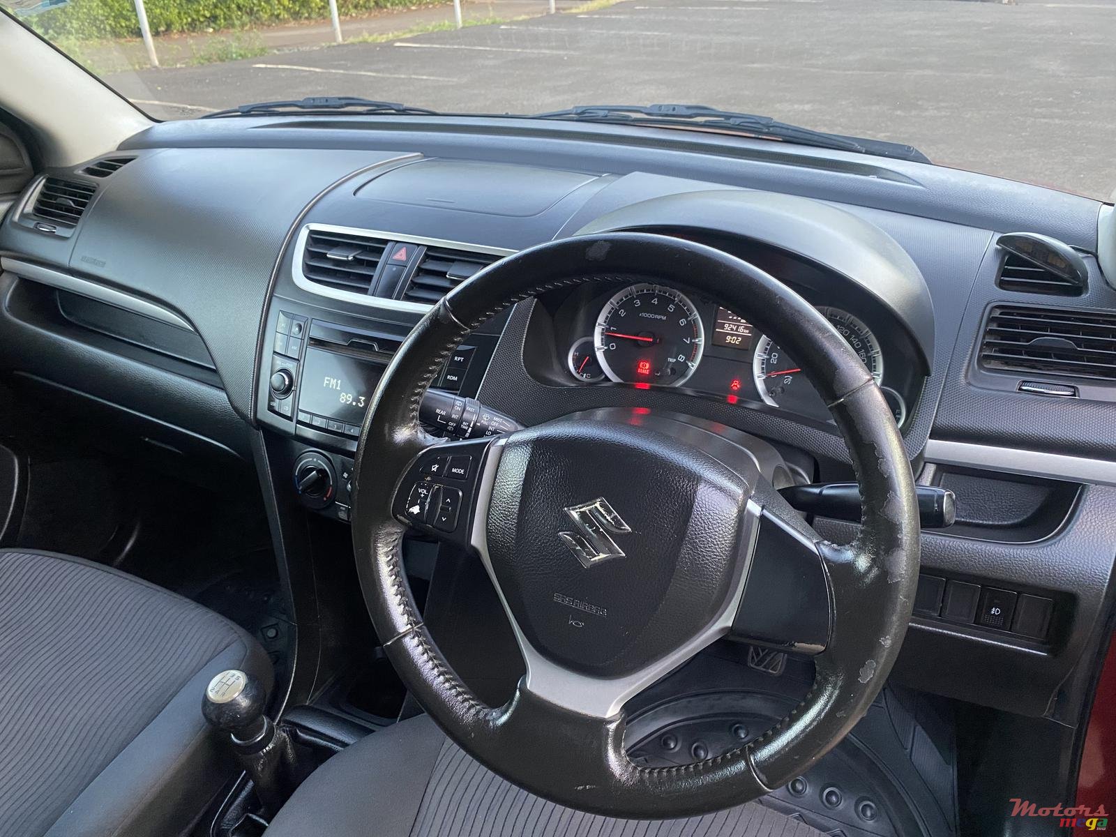 2012' Suzuki Swift photo #5