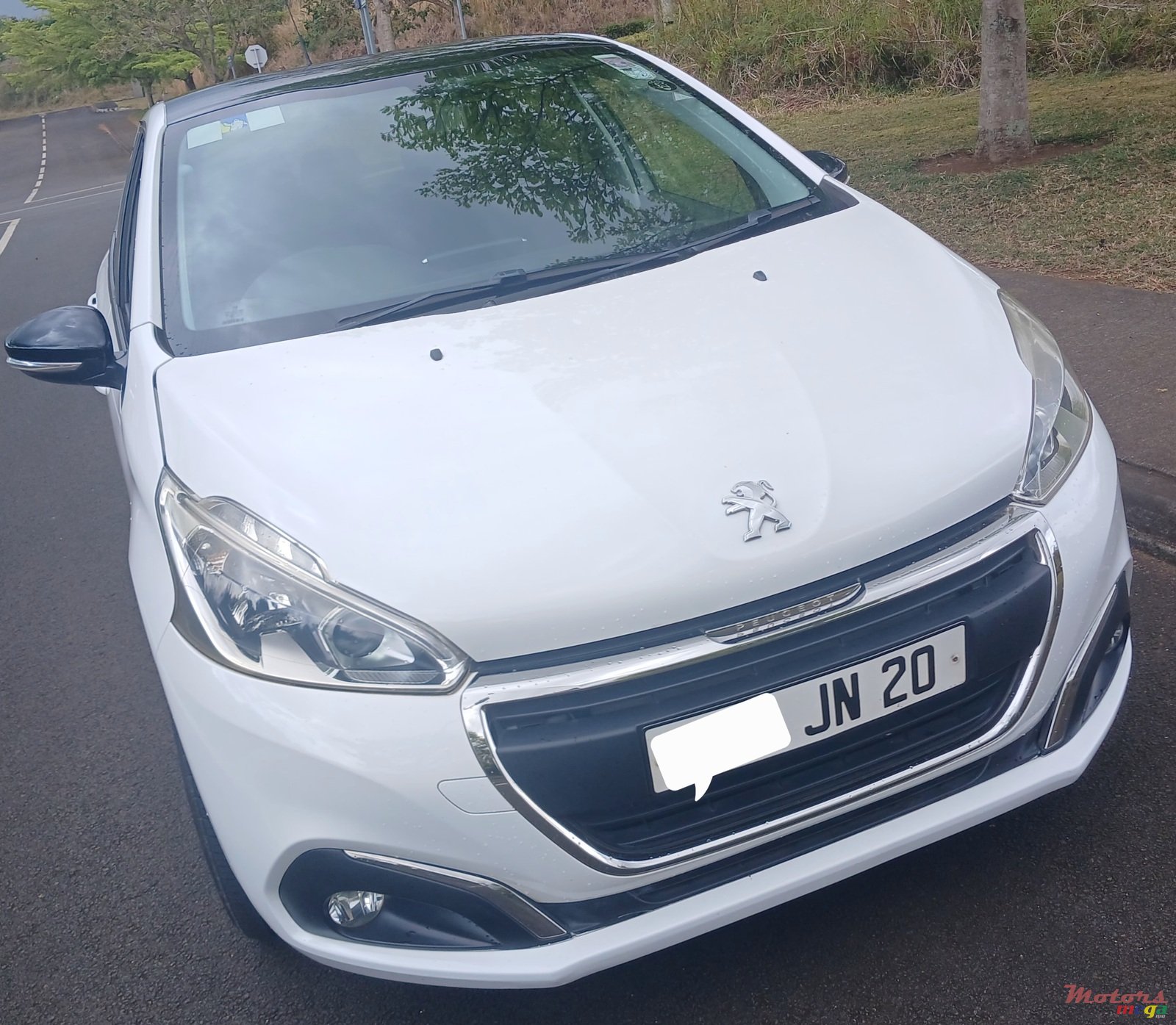 2020' Peugeot 208 photo #7