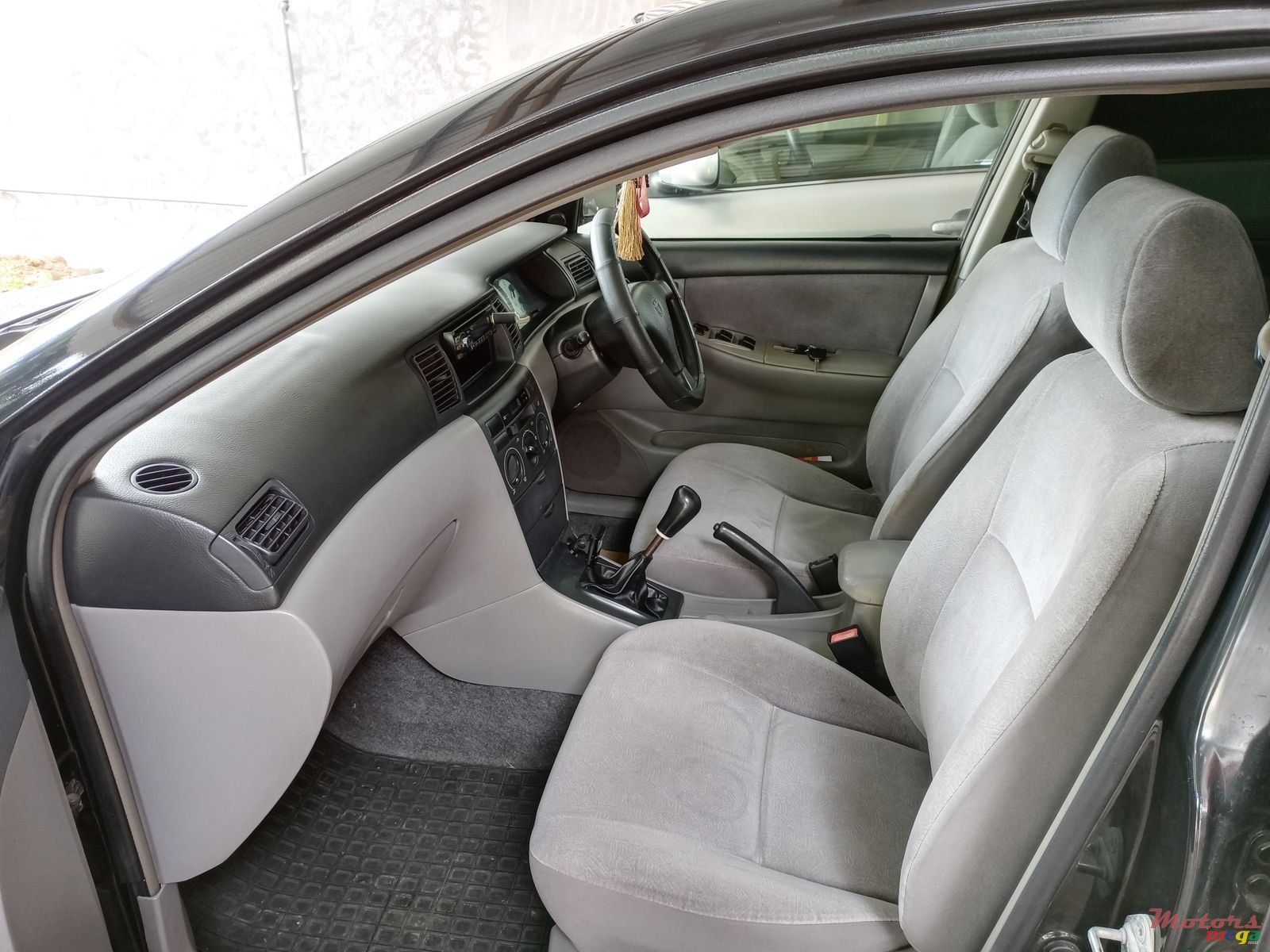 2002' Toyota Corolla no photo #2