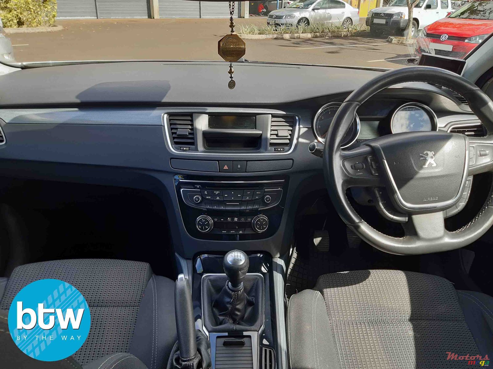 2012' Peugeot 508 photo #6