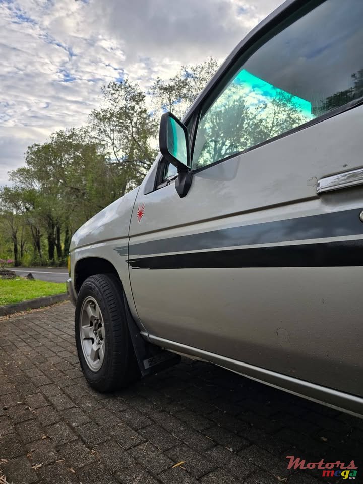 1997' Nissan Pickup photo #1