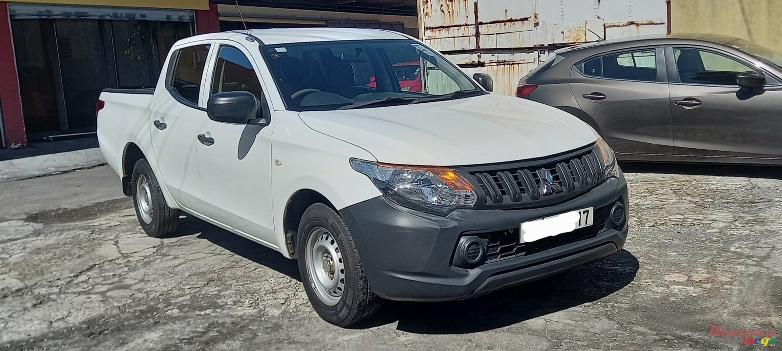 2017' Mitsubishi L 200 photo #1