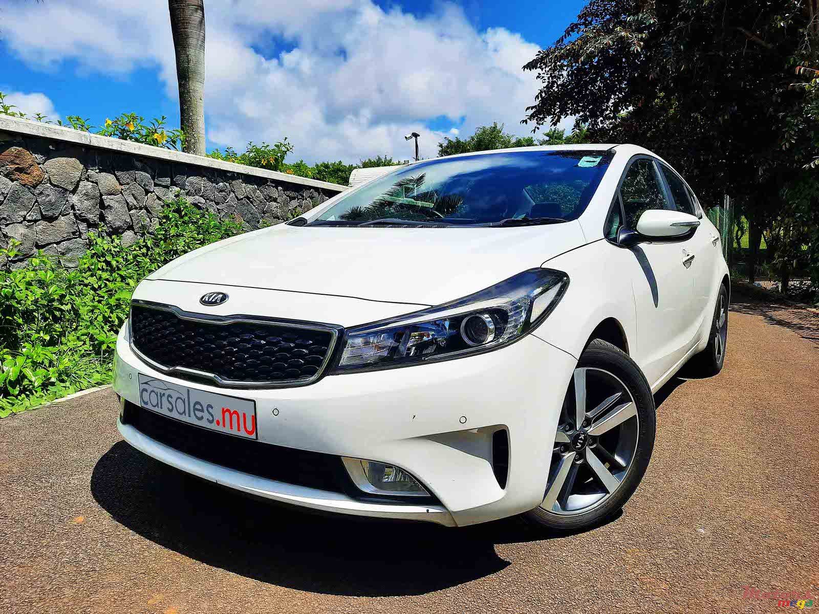 2017' Kia Cerato 1.6 EX Pack photo #1