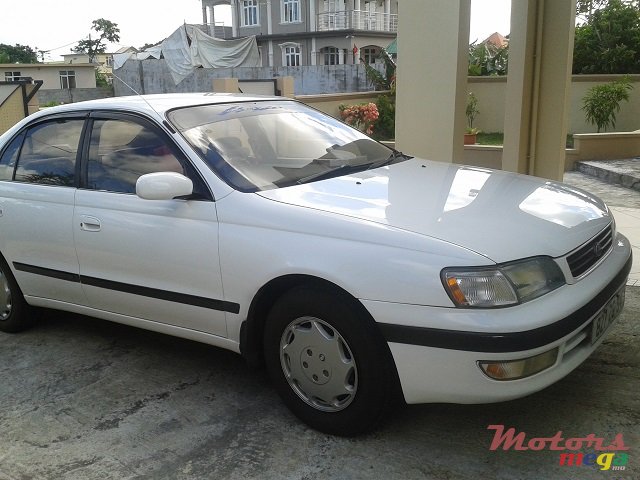 1994' Toyota Corona photo #3