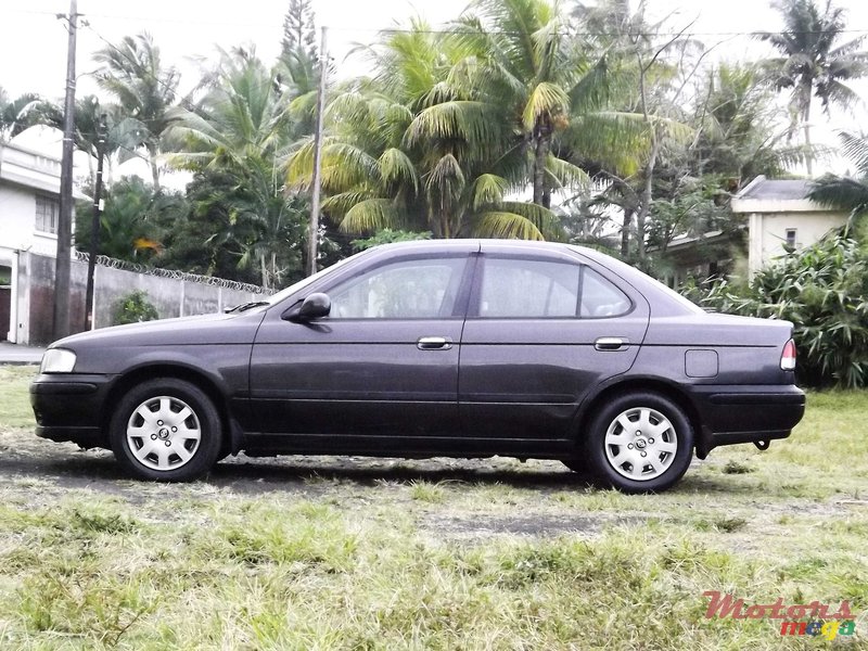 1999' Nissan Sunny B15 Super Saloon photo #3