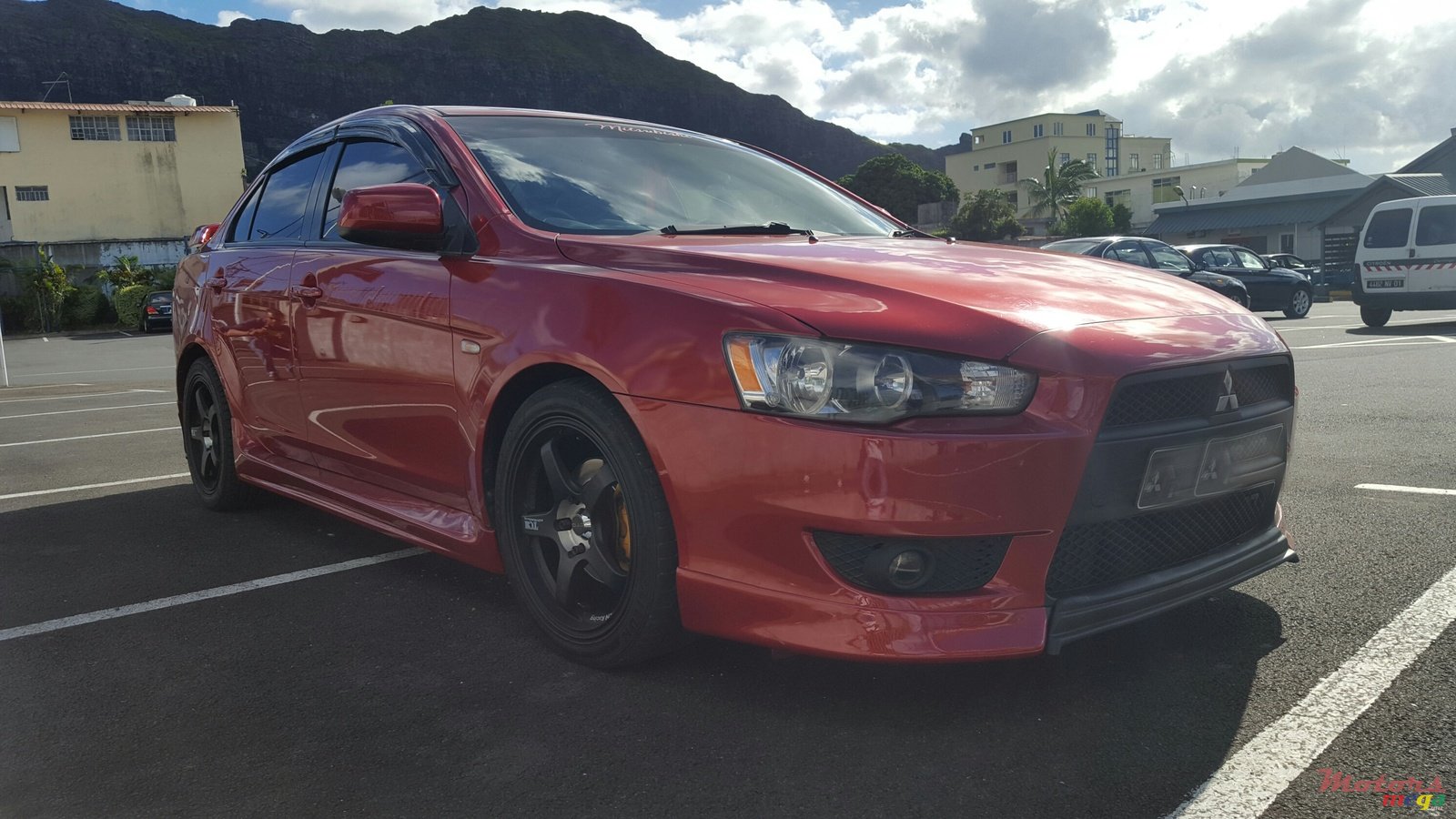 2008' Mitsubishi Lancer photo #2