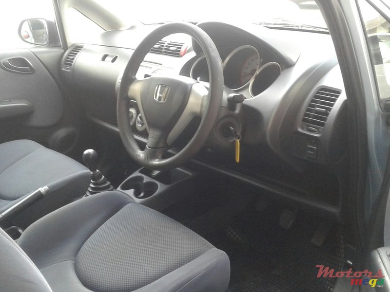 2008' Honda Jazz photo #3