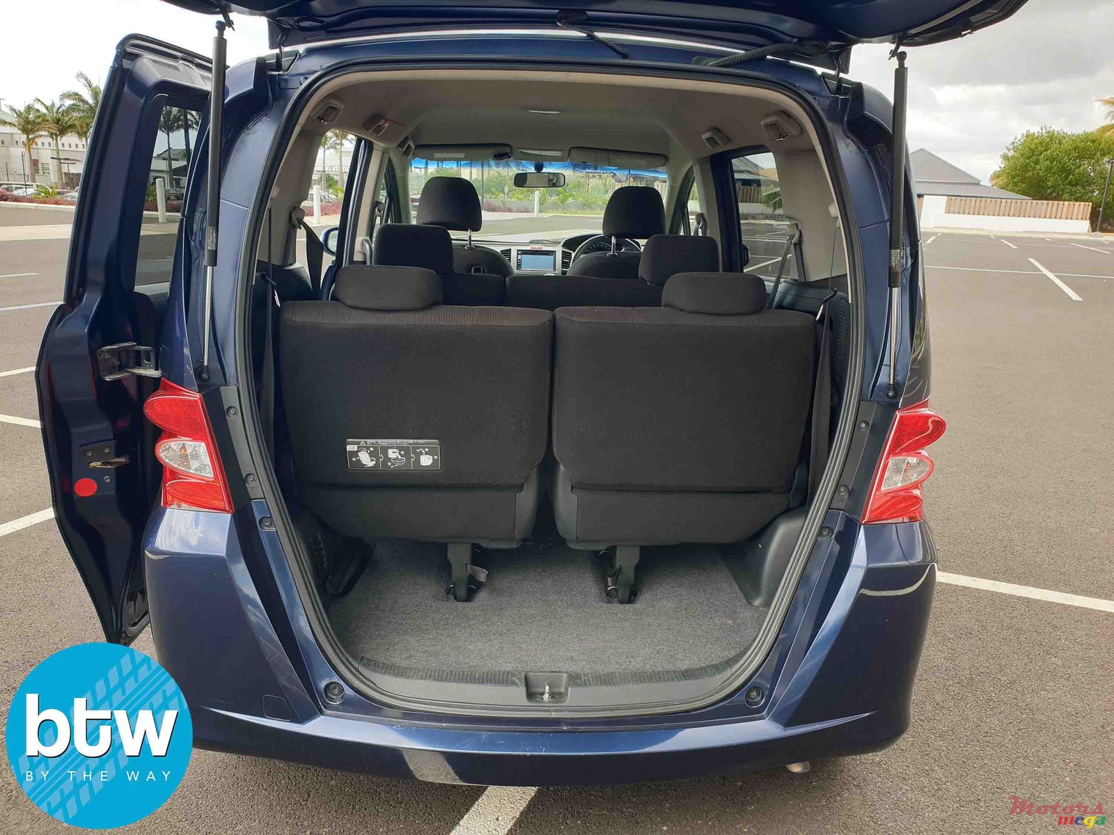 2011' Honda photo #4