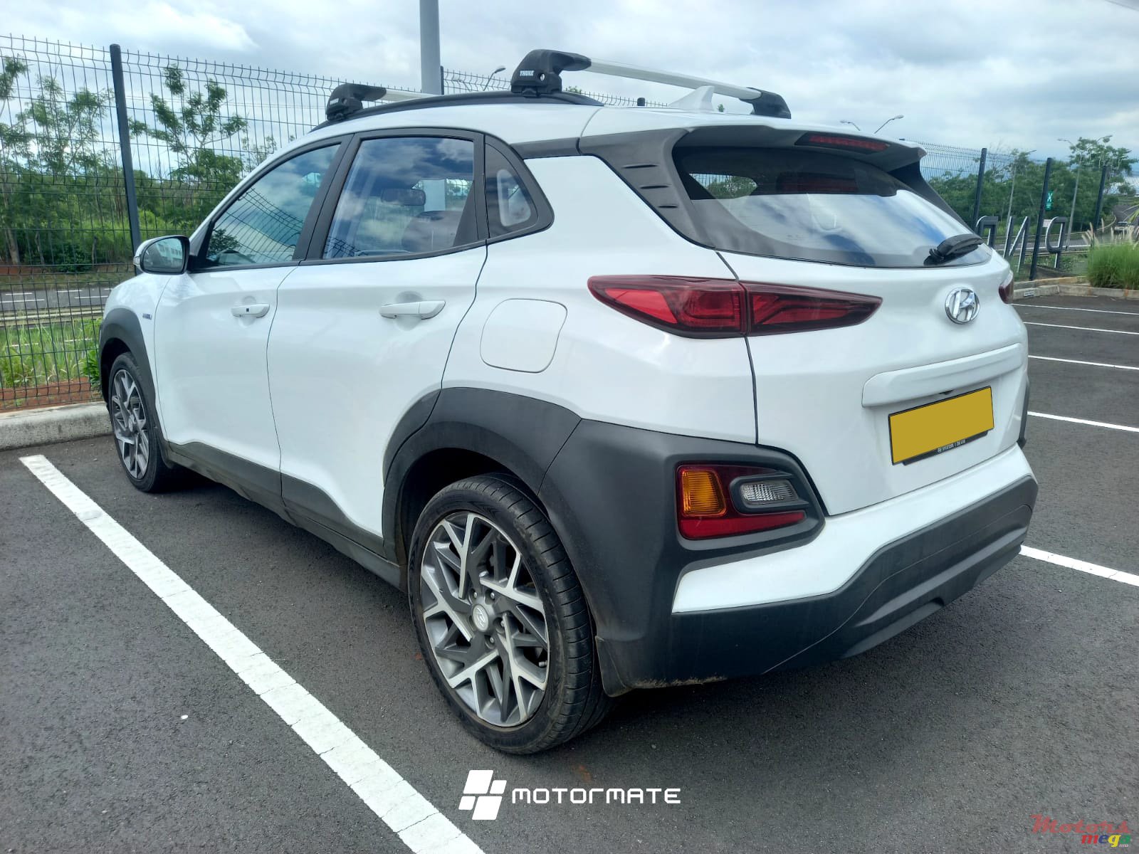 2021' Hyundai Kona photo #3