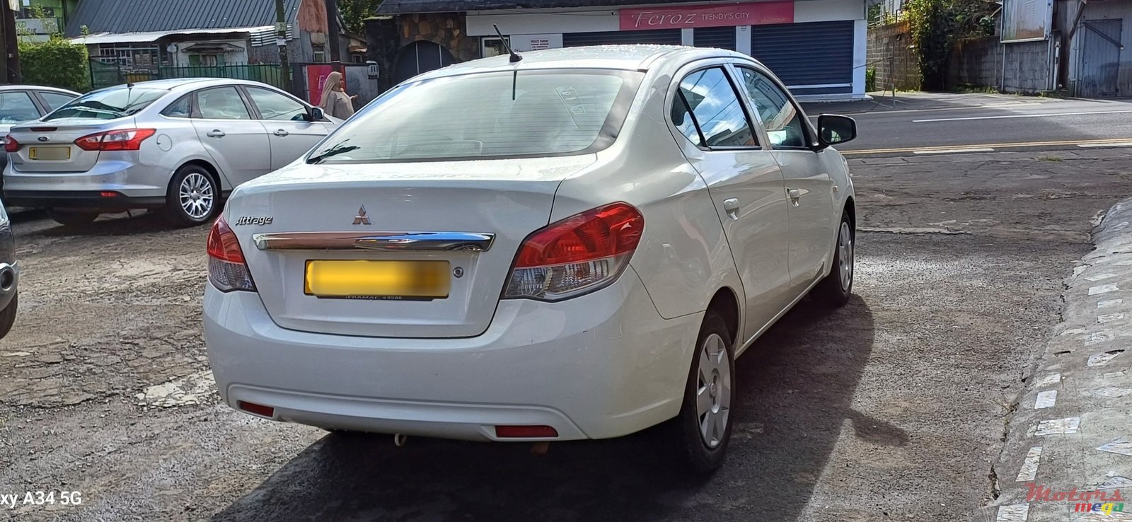 2015' Mitsubishi Attrage photo #4