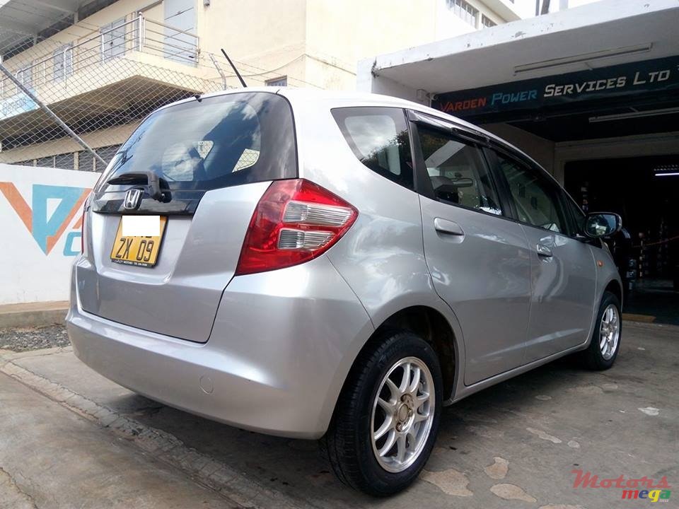 2009' Honda Fit photo #3