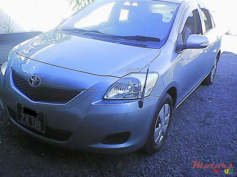 2008' Toyota Belta photo #2