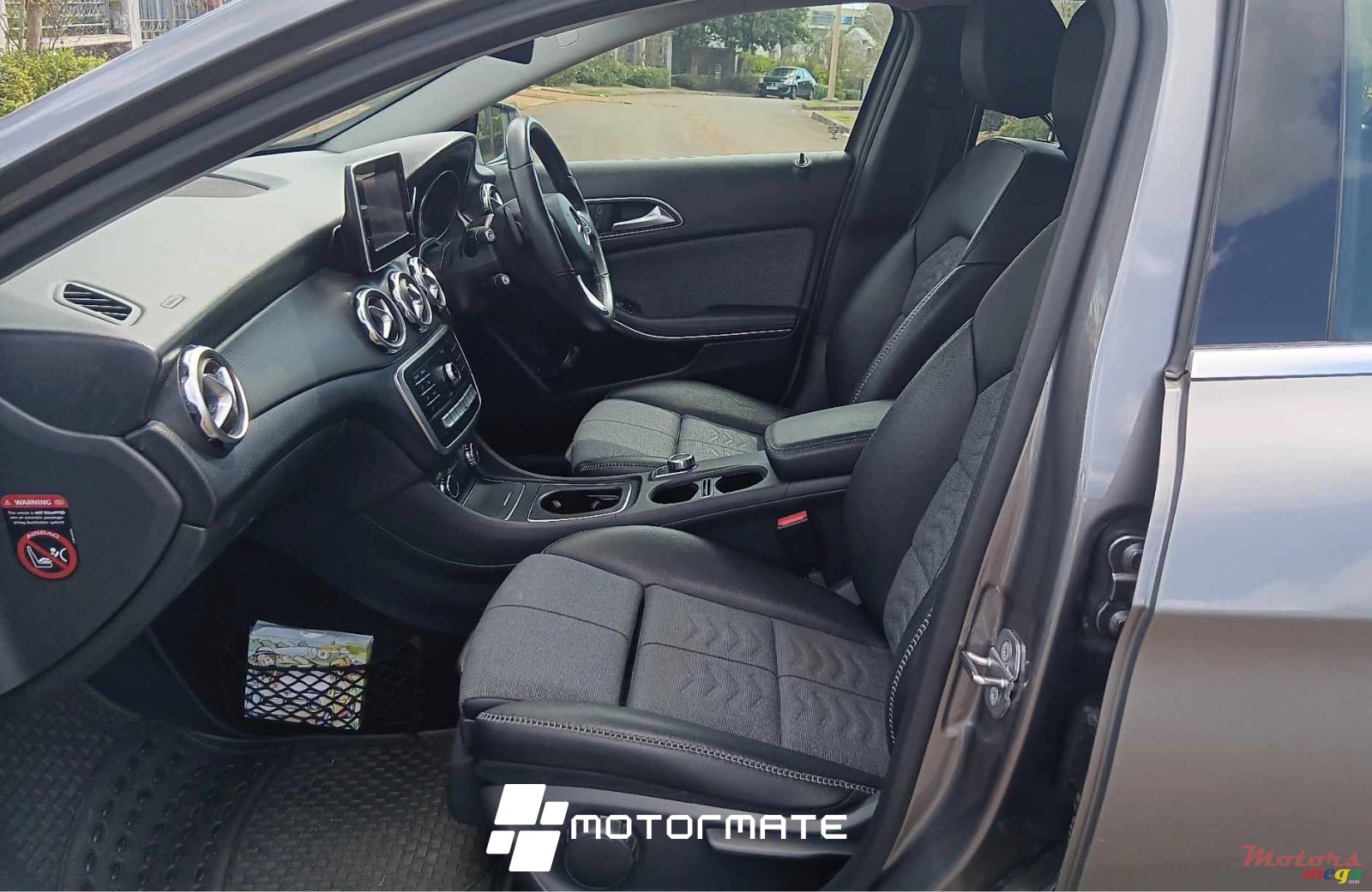 2020' Mercedes-Benz GLA 180 1.6 photo #5