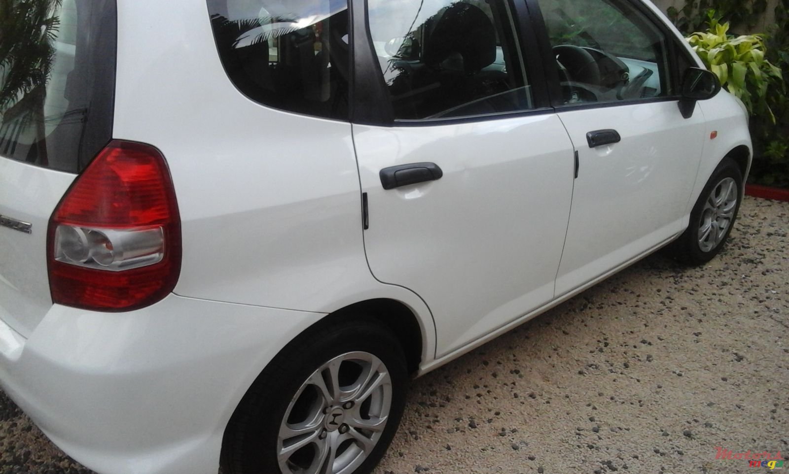 2006' Honda Jazz photo #2