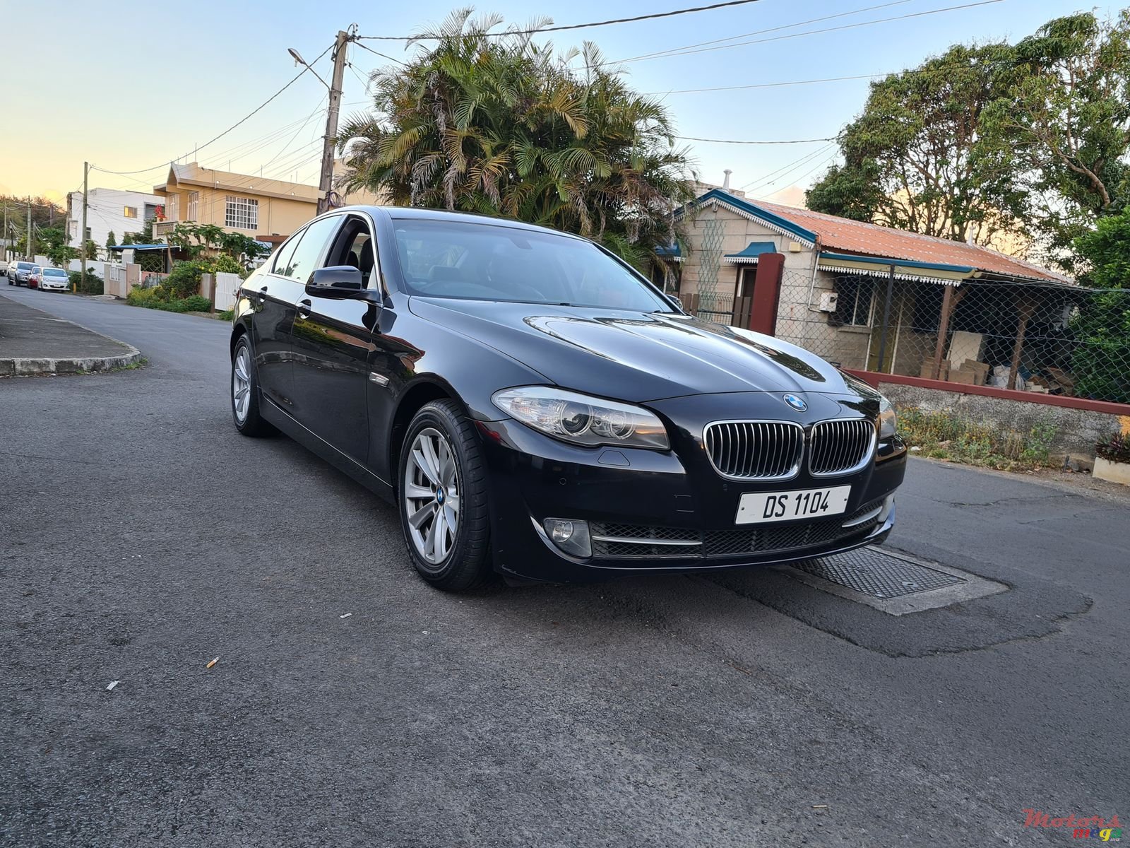 2013' BMW 520 Automatic photo #1