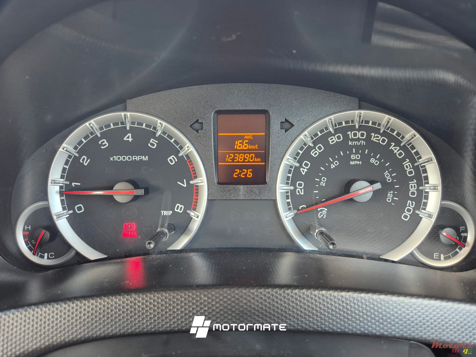 2016' Suzuki Swift DZIRE photo #7