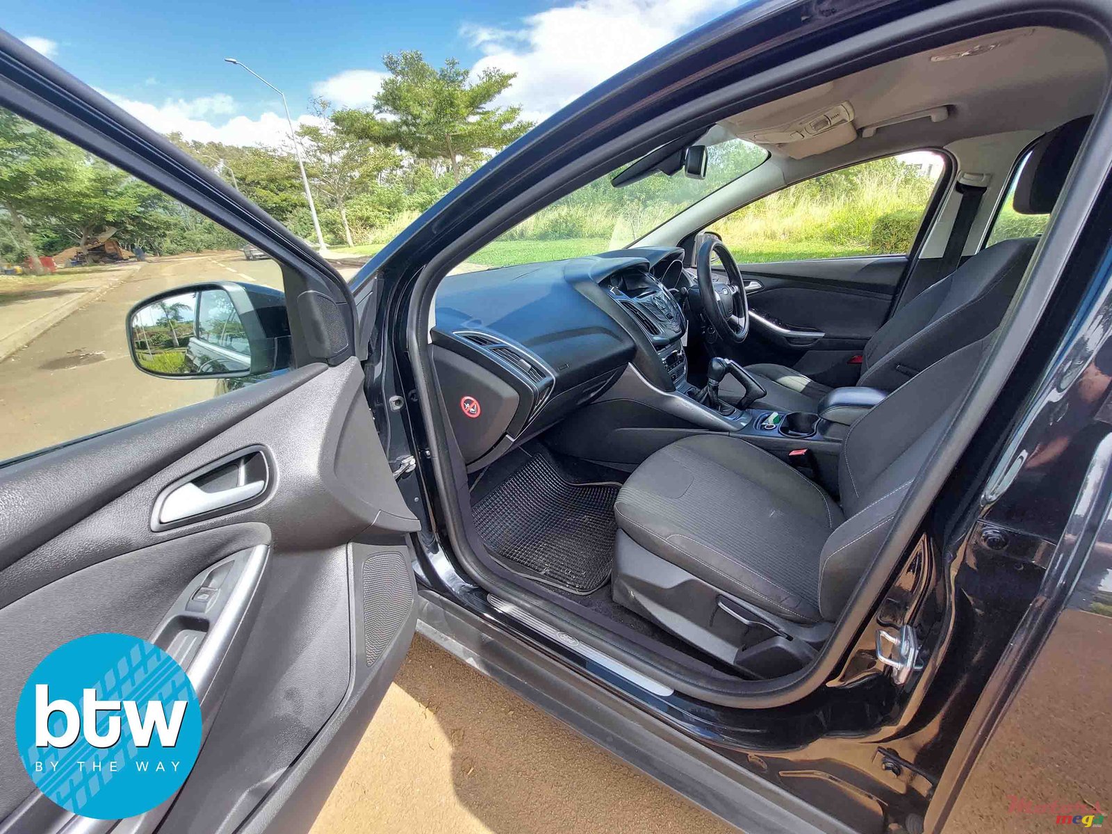 2014' Ford Focus photo #4