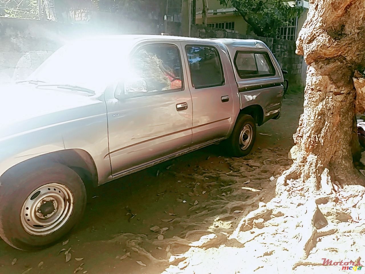 1999' Toyota Hilux photo #5