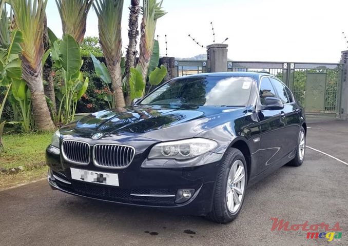 2012' BMW 520 photo #1