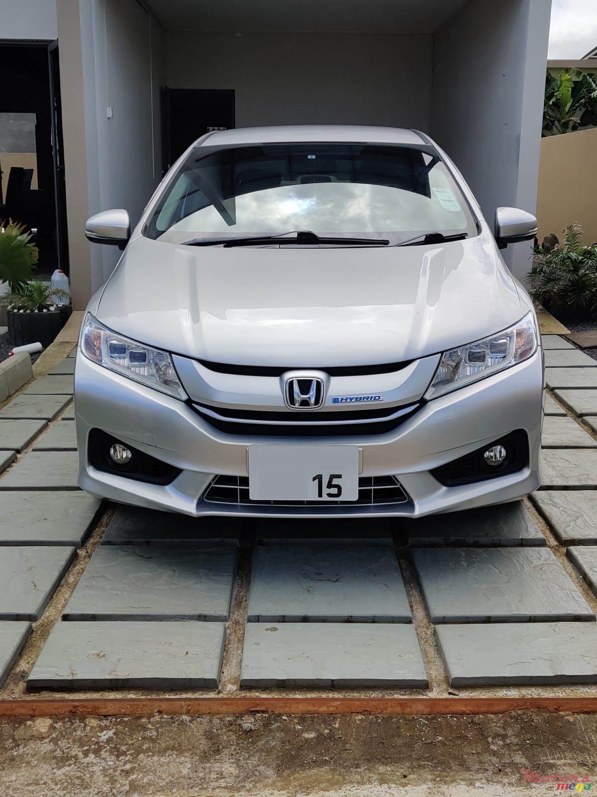 2015' Honda Ballade Grace photo #1
