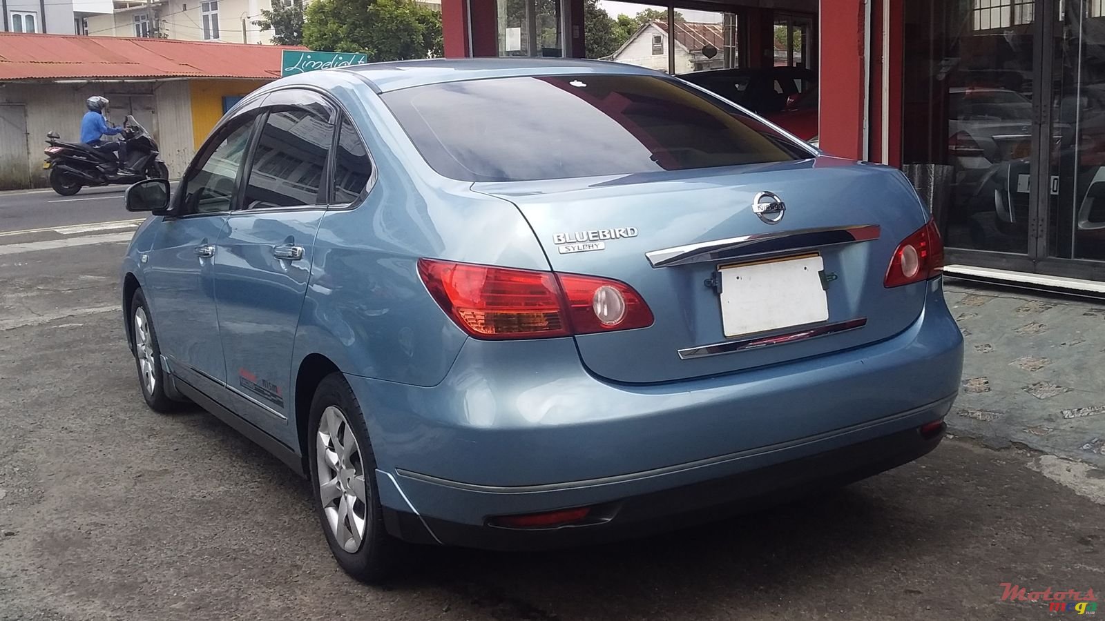 2006' Nissan Bluebird Sylphy photo #4
