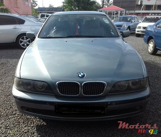 2001' BMW 530 photo #1