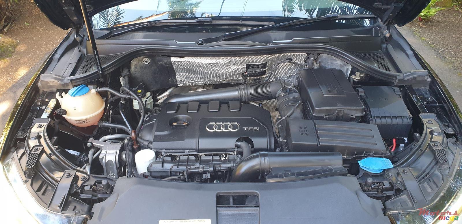 2013' Audi Q3 photo #5