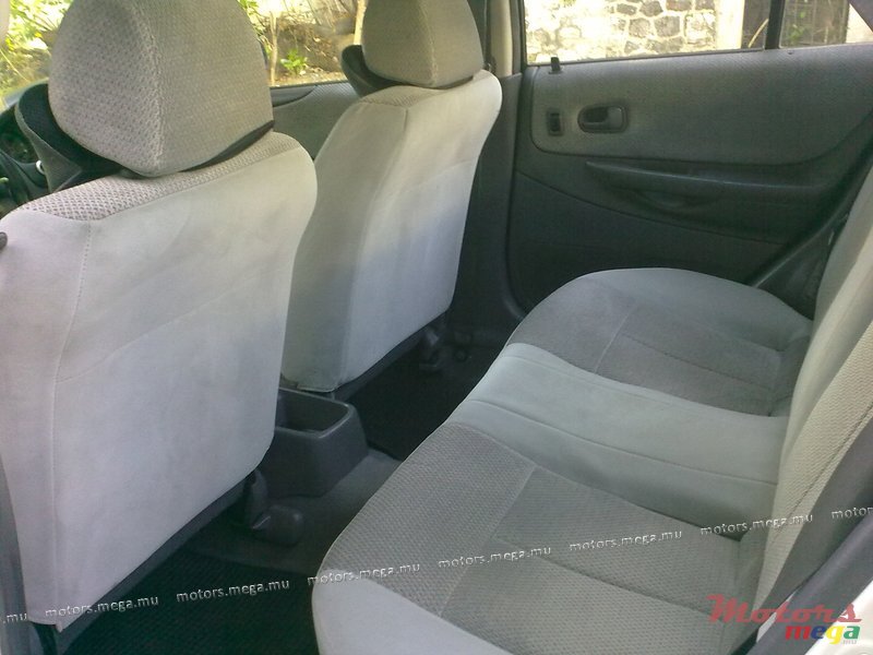 1998' Mazda 323 dorizin photo #6