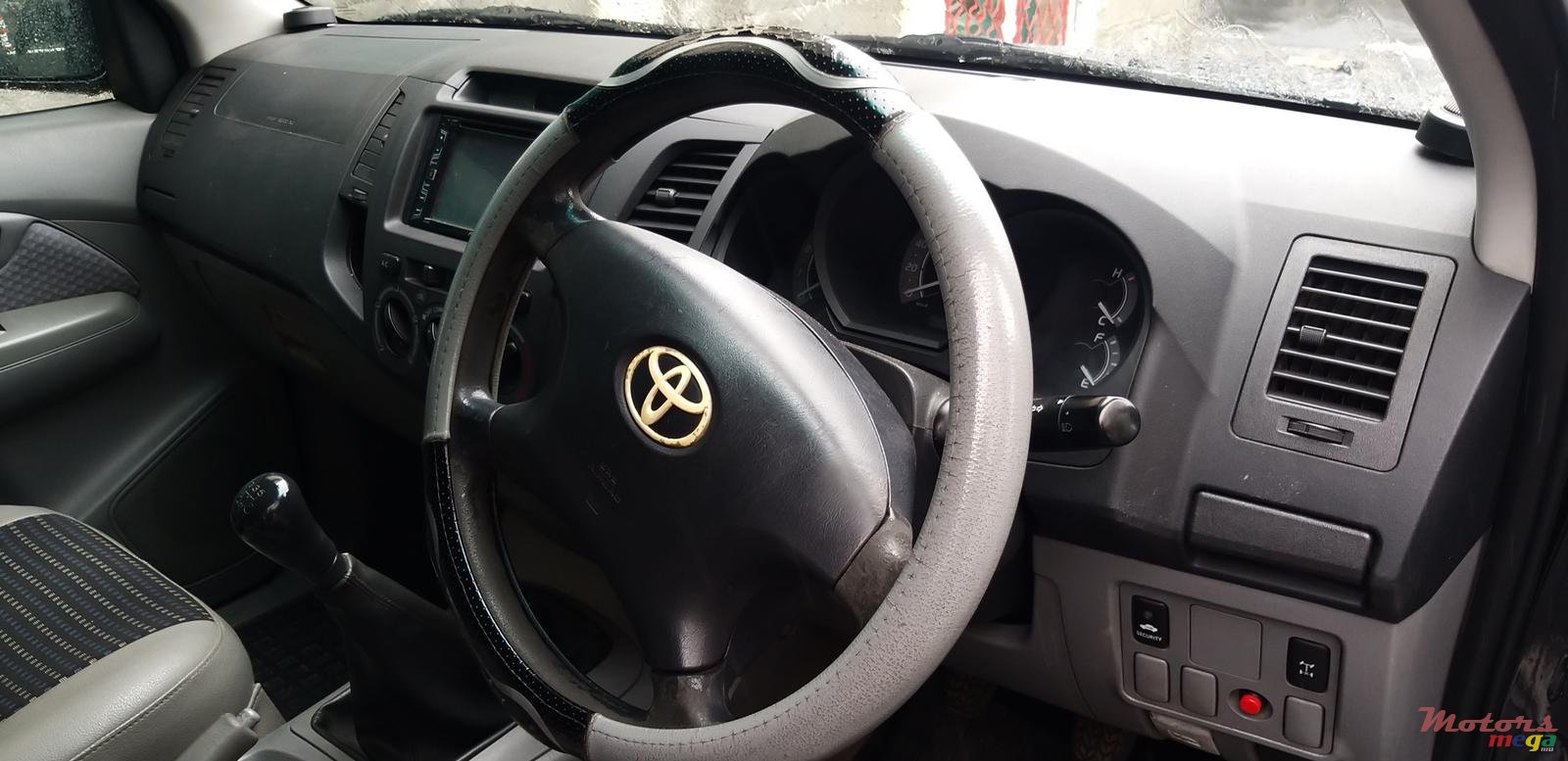 2009' Toyota Hilux any photo #6