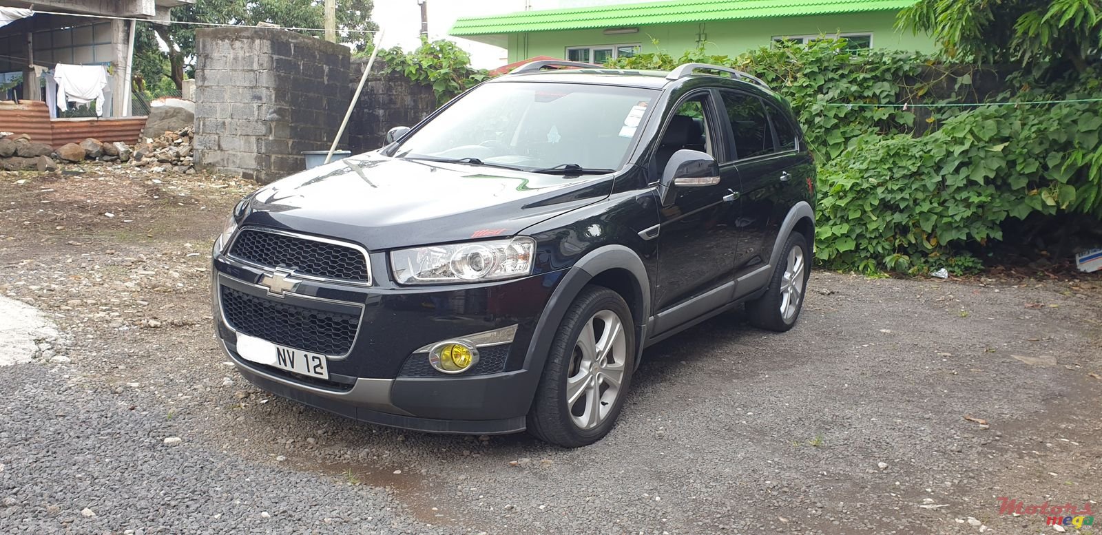 2012' Chevrolet Captiva photo #2