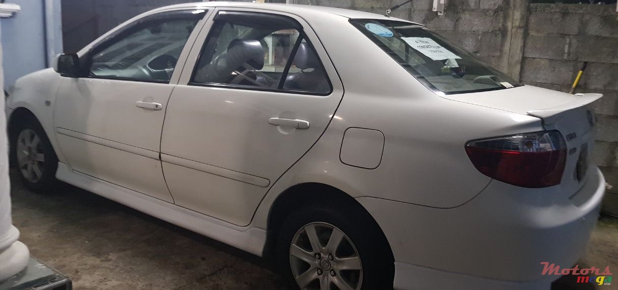 2005' Toyota Toyota vios photo #1