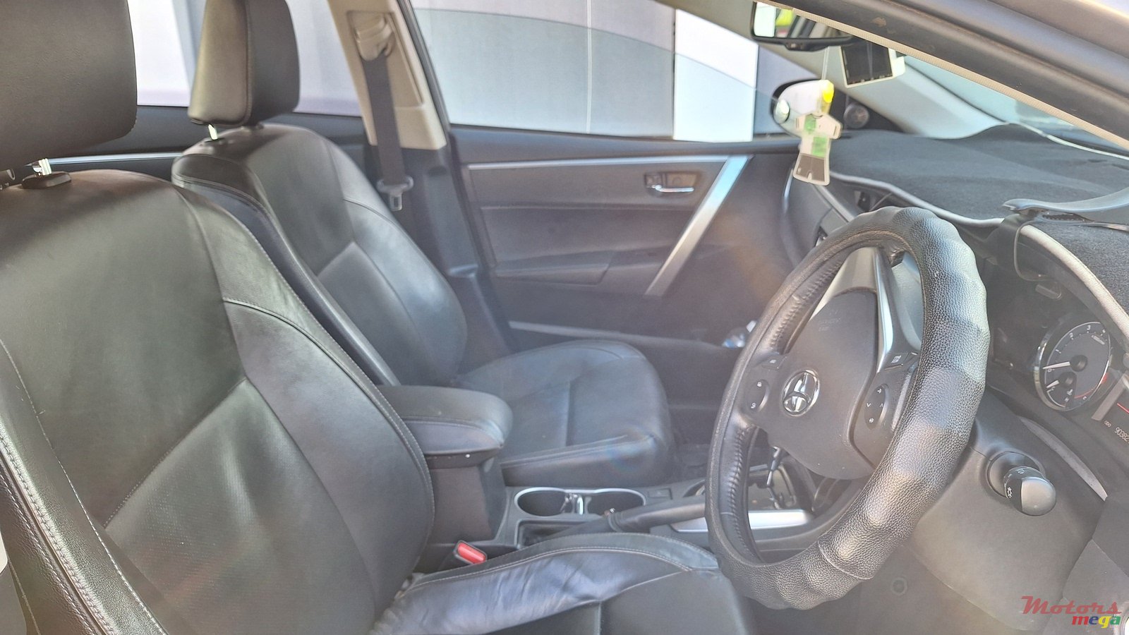 2016' Toyota Corolla Luxel 1.6 photo #6