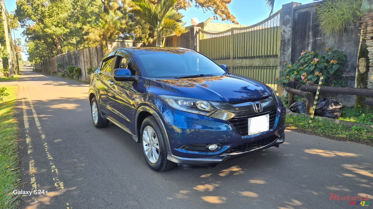 2014' Honda HR-V Vezel photo #1