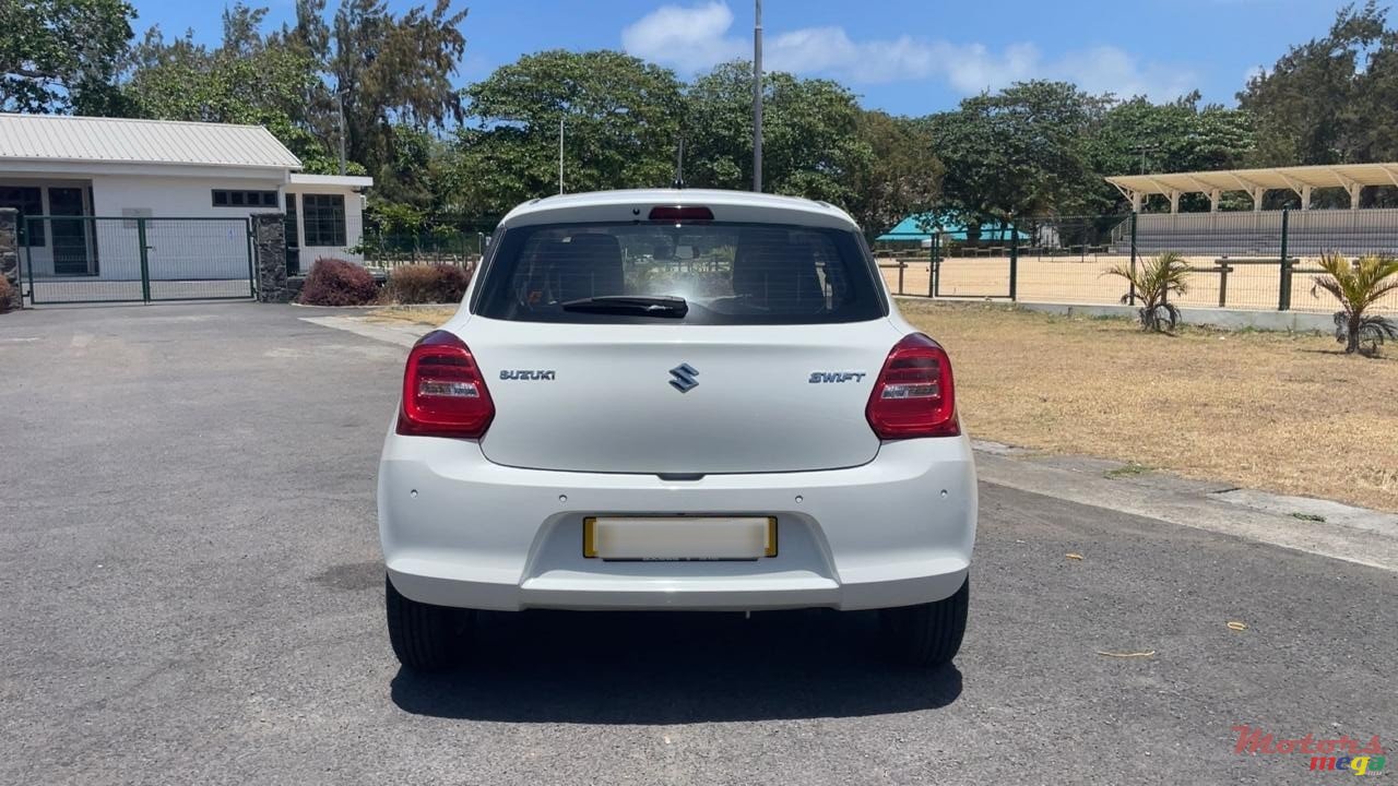 2024' Suzuki Swift photo #4