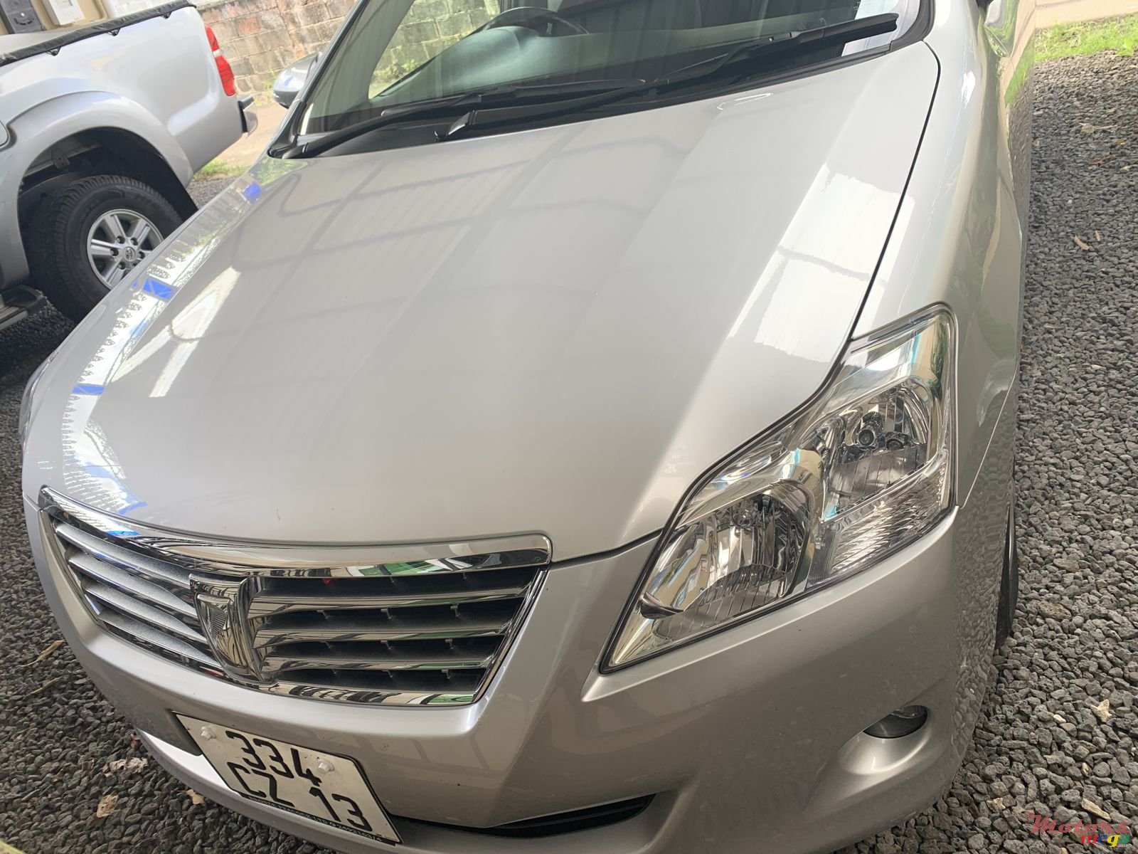 2013' Toyota Corolla premio photo #3