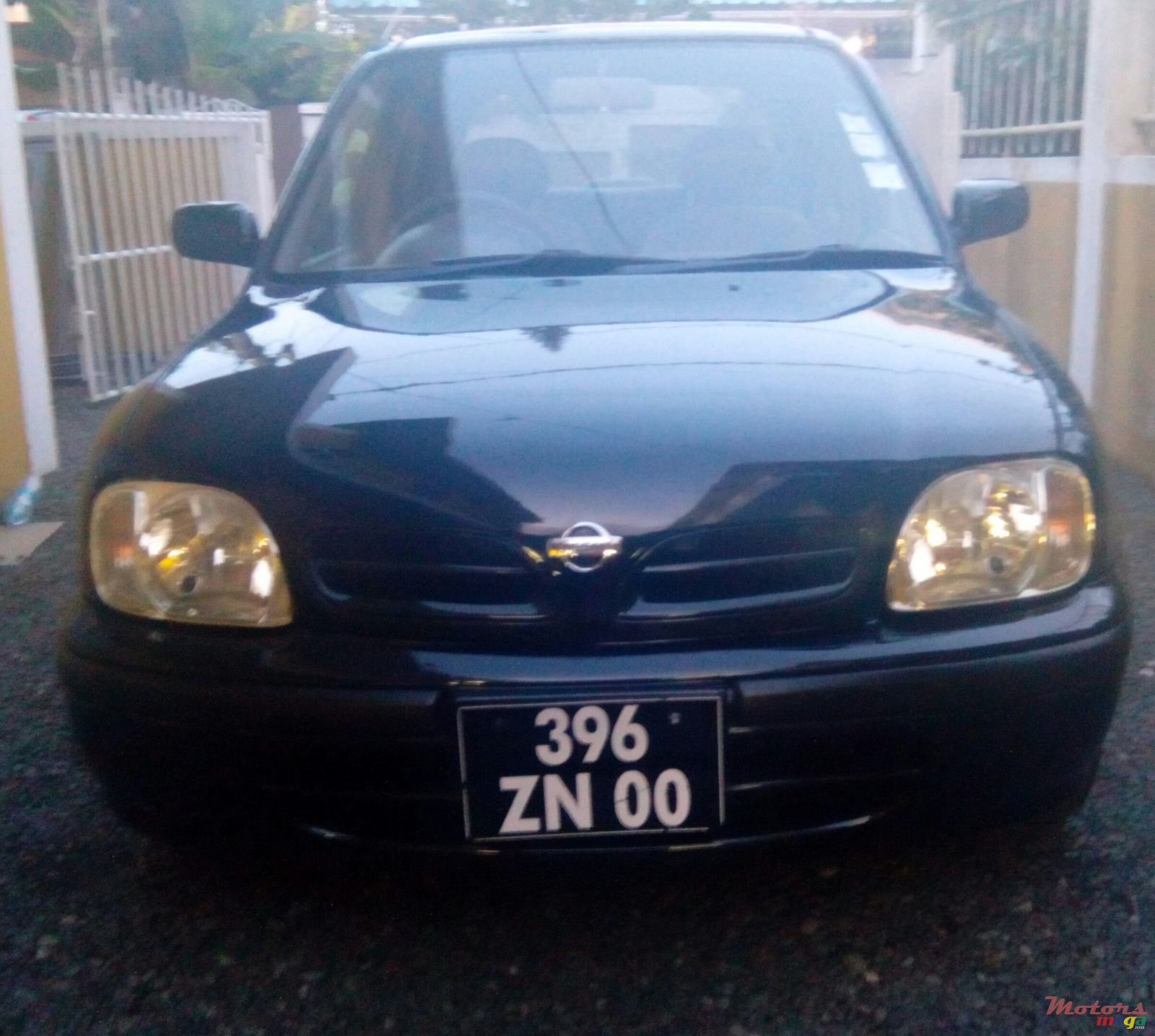 2000' Nissan March photo #1