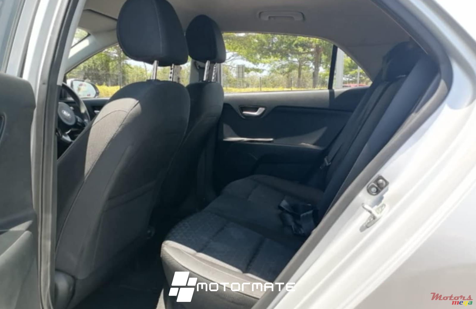 2017' Kia Rio photo #4