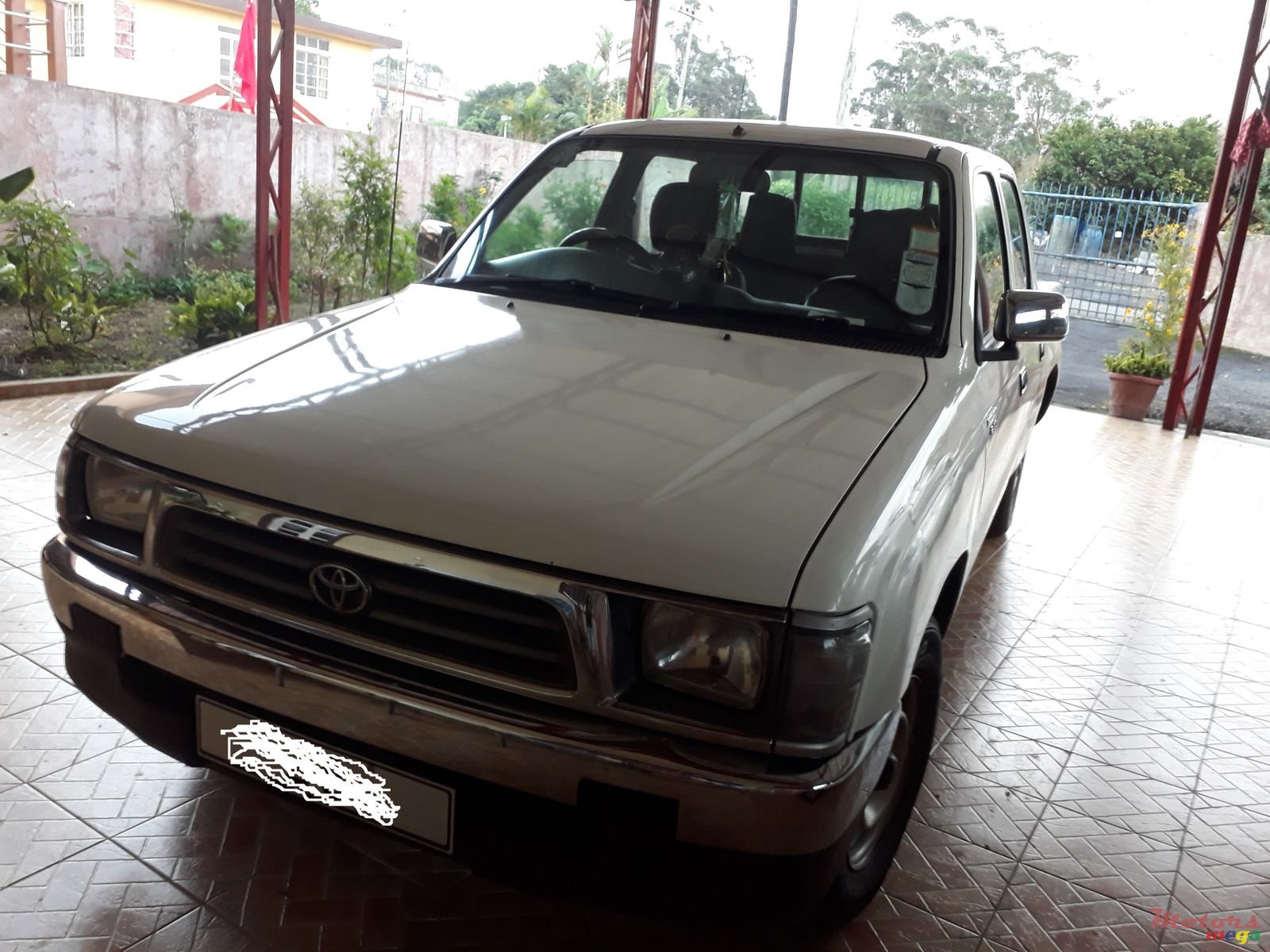 1999' Toyota photo #3