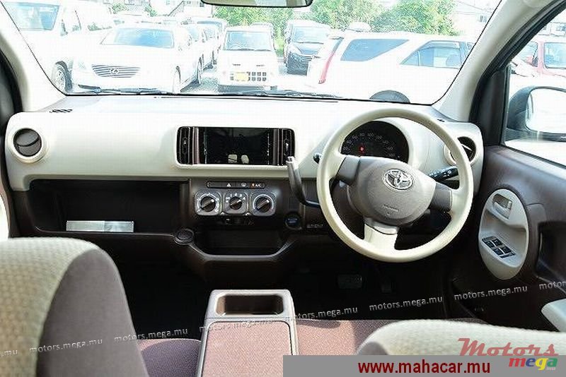 2011' Toyota Passo photo #2