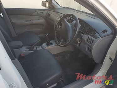 2012' Mitsubishi Lancer photo #3