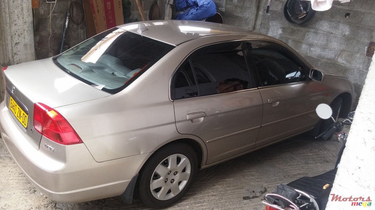 2000' Honda Civic ES photo #3