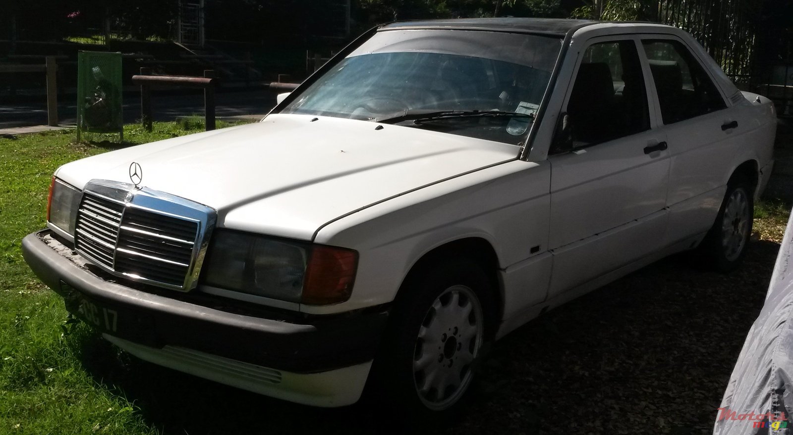 1992' Mercedes-Benz 190 photo #3