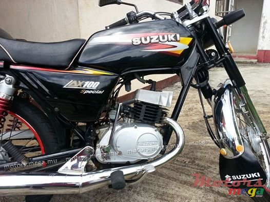 2009' Suzuki AX-100 photo #2