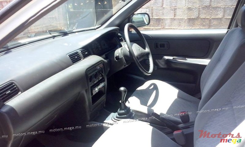 1997' Nissan B14 photo #4