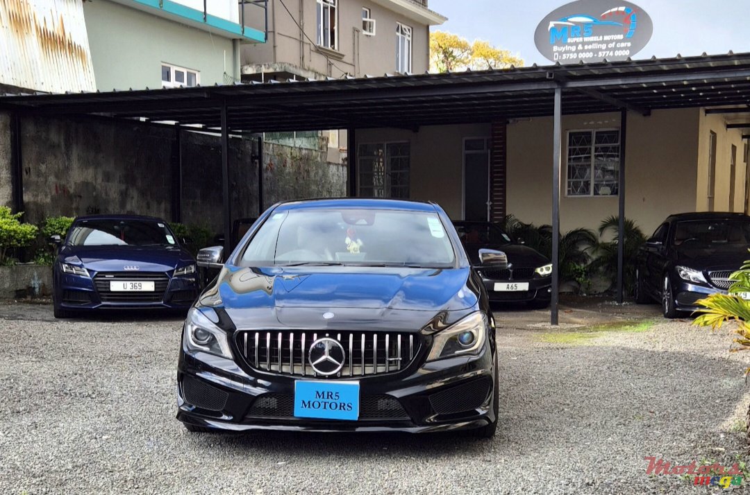 2015' Mercedes-Benz CLA 180 photo #2