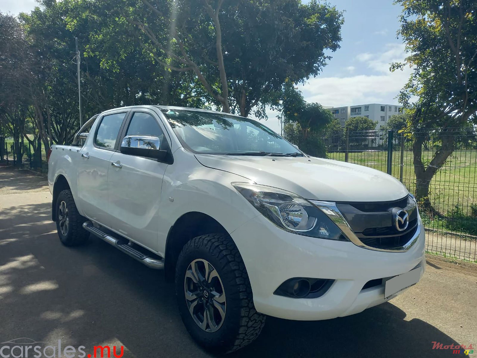 2020' Mazda BT-50 2.2 4x4 photo #2